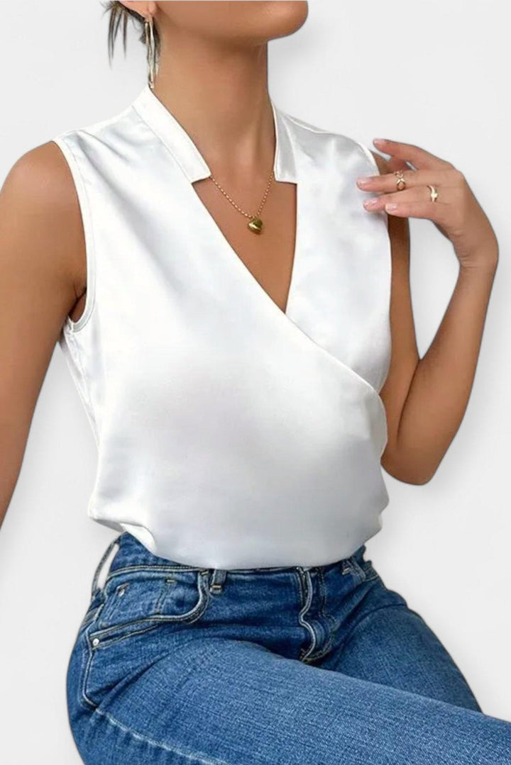 ローラ | デザイン柄ノースリーブブラウス